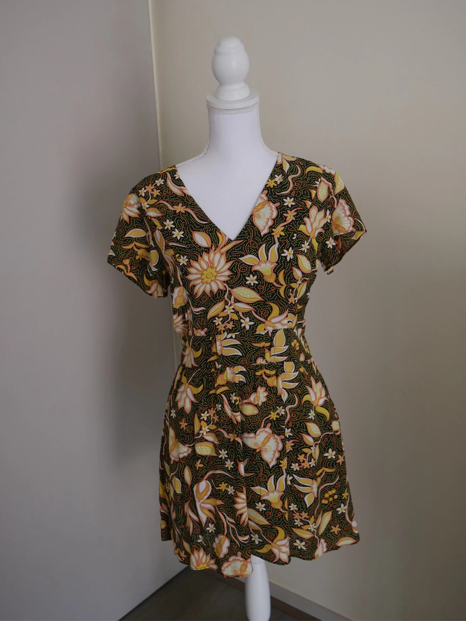 Robe the kooples style vintage taille 1 – photo 2